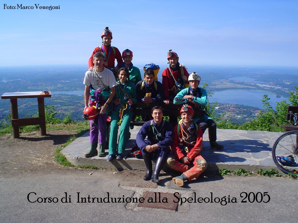Corso Introduzione alla Speleologia 2005