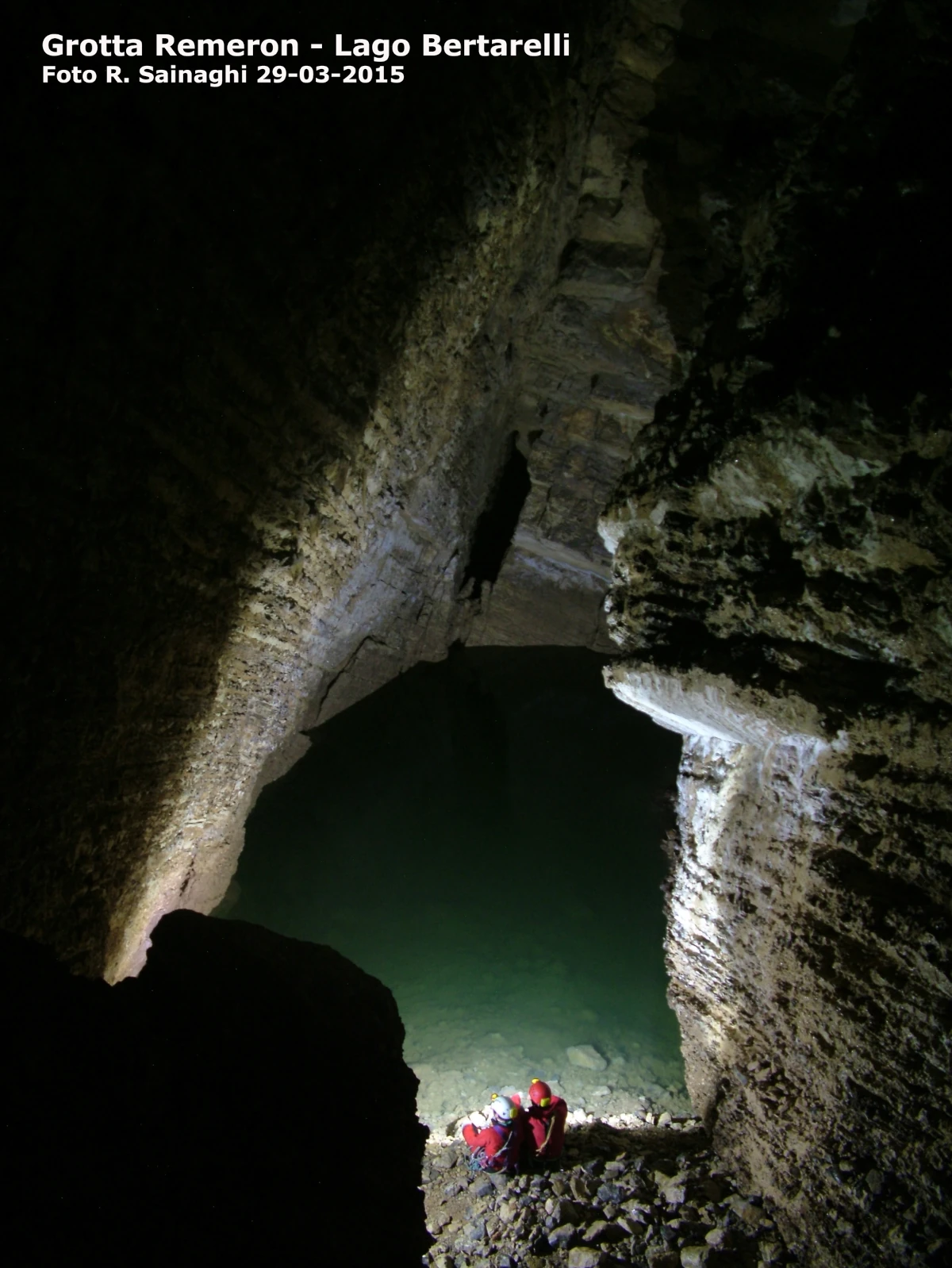Lago Bertarelli nella Grotta Remeron